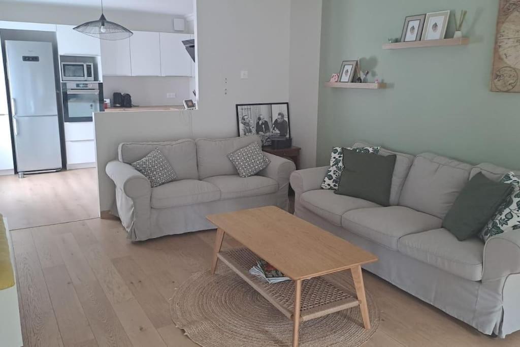 Maison Paisible Et Ensoleillee Hébergement de vacances Avignon